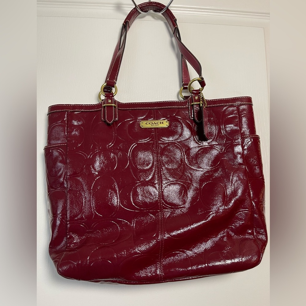 Coach Top Handle Peyton Op Art Embossed F50540 Patent Leather Tote